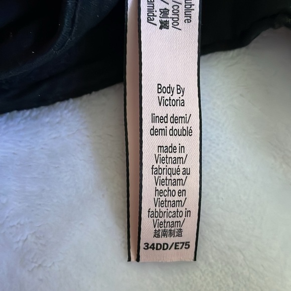 Body by Victoria bra - Picture 3 of 3